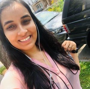 Meet your Posher, Nadira camila